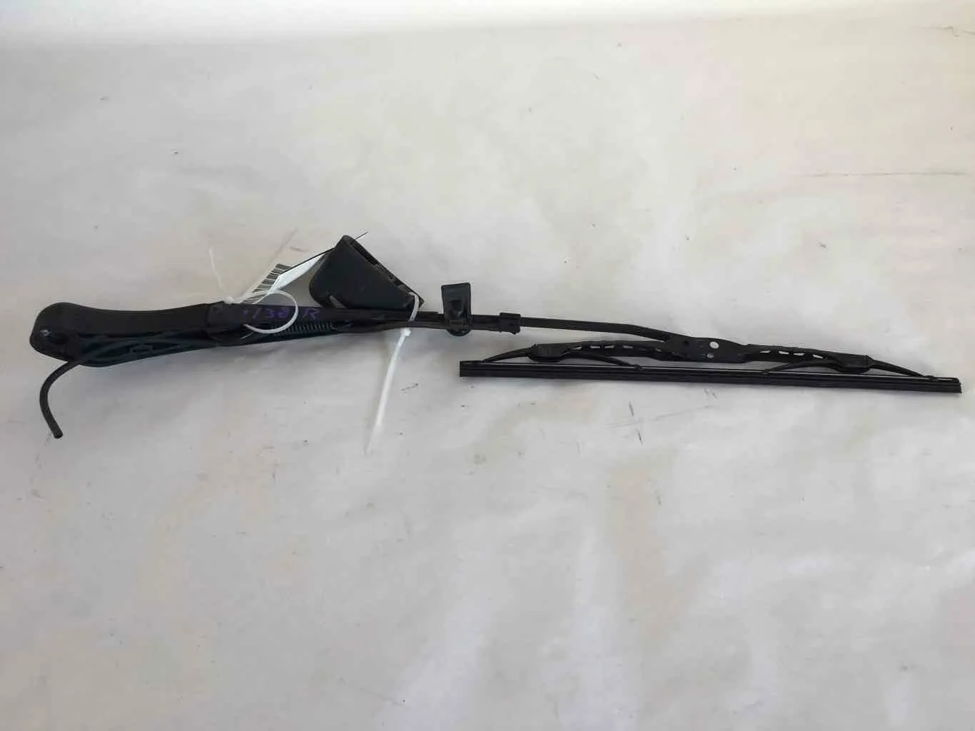 1999 FORD EXPLORER Rear Back Windshield Wiper Arm OEM