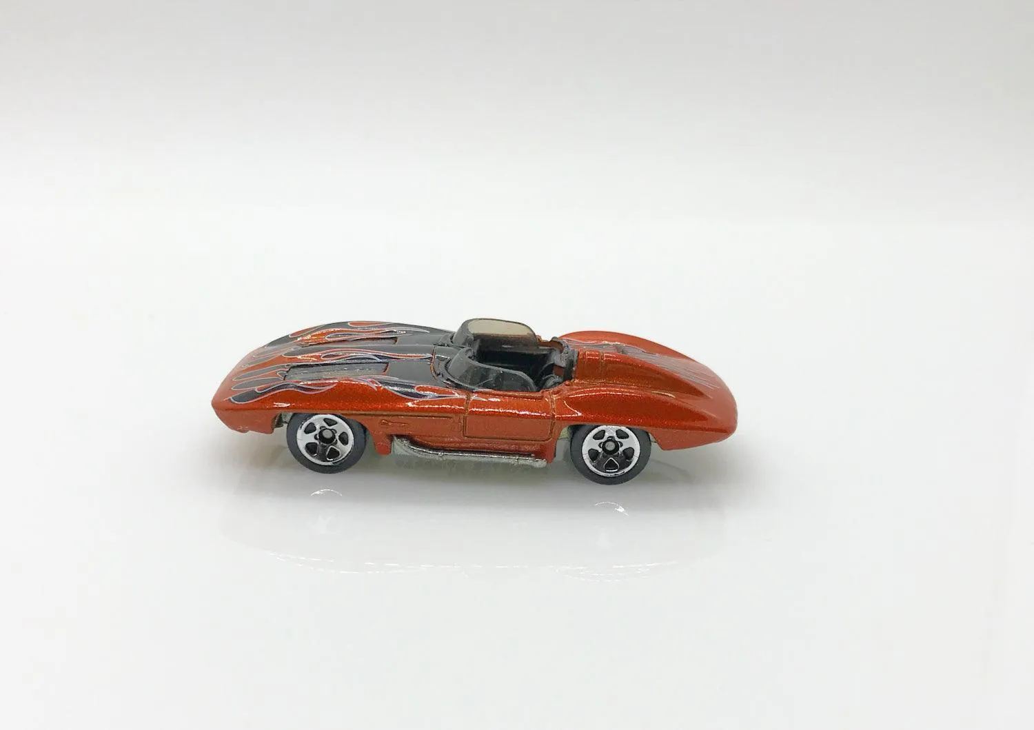 Hot Wheels Dark Orange Corvette Stingray Convertible (2007)