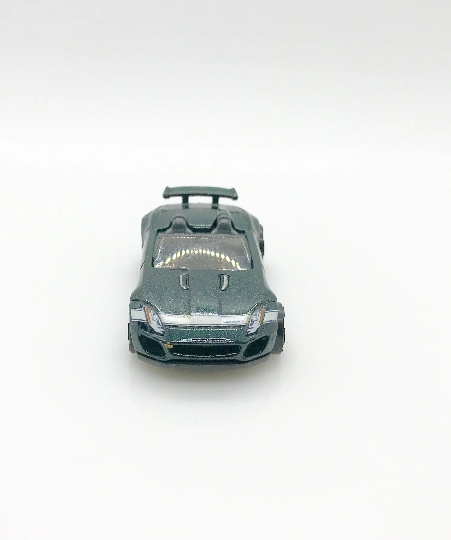 Hot Wheels Green '15 Jaguar F Type Project Type 7 (2019)