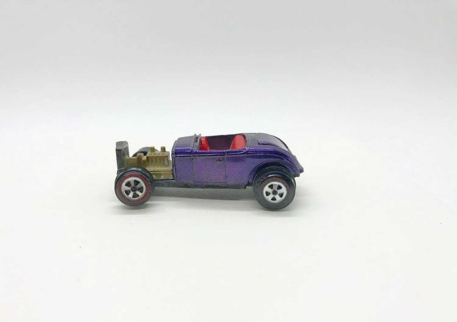 Johnny Lightning Topper Purple Redline Custom '32 Ford (1969)