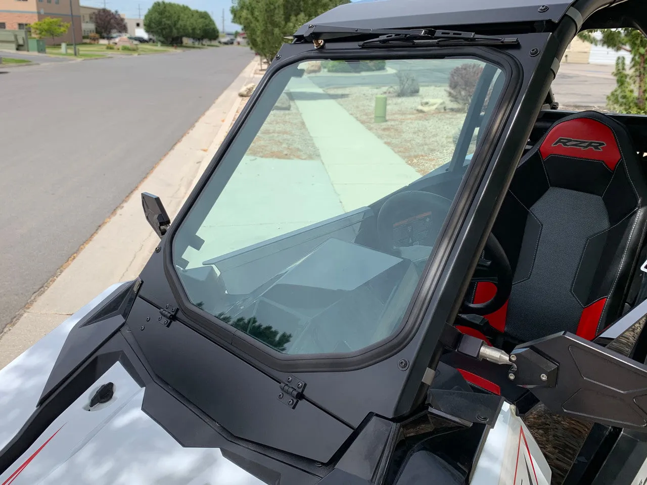 UTVZilla Polaris RS1 Glass Windshield with Vent and Wiper